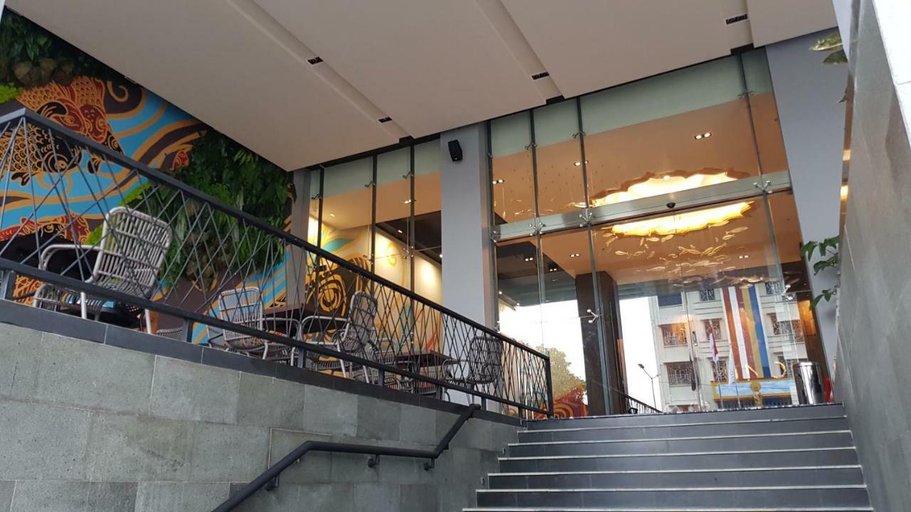 Luminor Hotel Kota Jakarta Exterior foto